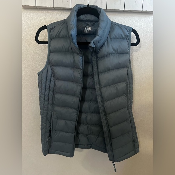 32 Degrees light blue Puffer Vest - Picture 2 of 7